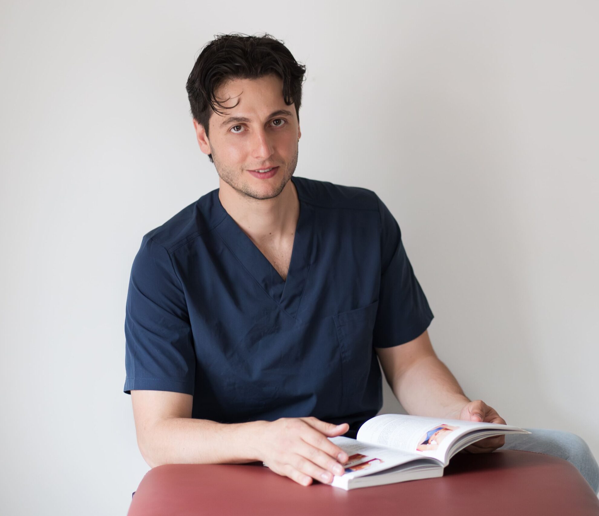 Osteopata specializzato in salute della donna e dolori cronici roma